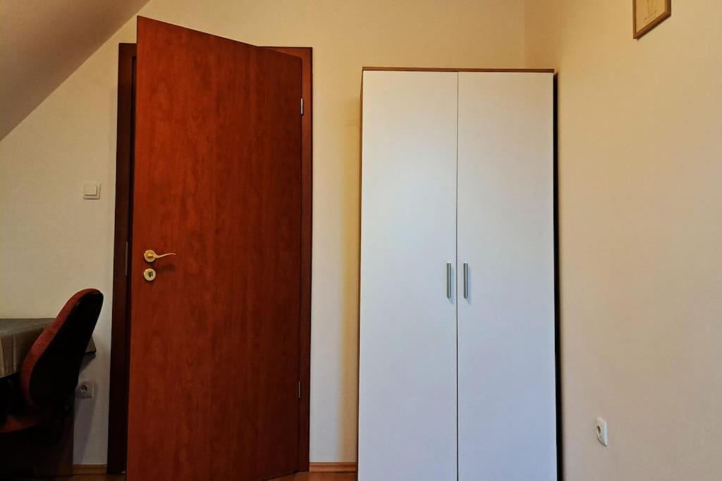 Zoeld Orom Apartman Lakas Göd Екстериор снимка
